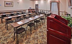 Holiday Inn Express Hotel & Suites Woodward Hwy 270 By Ihg